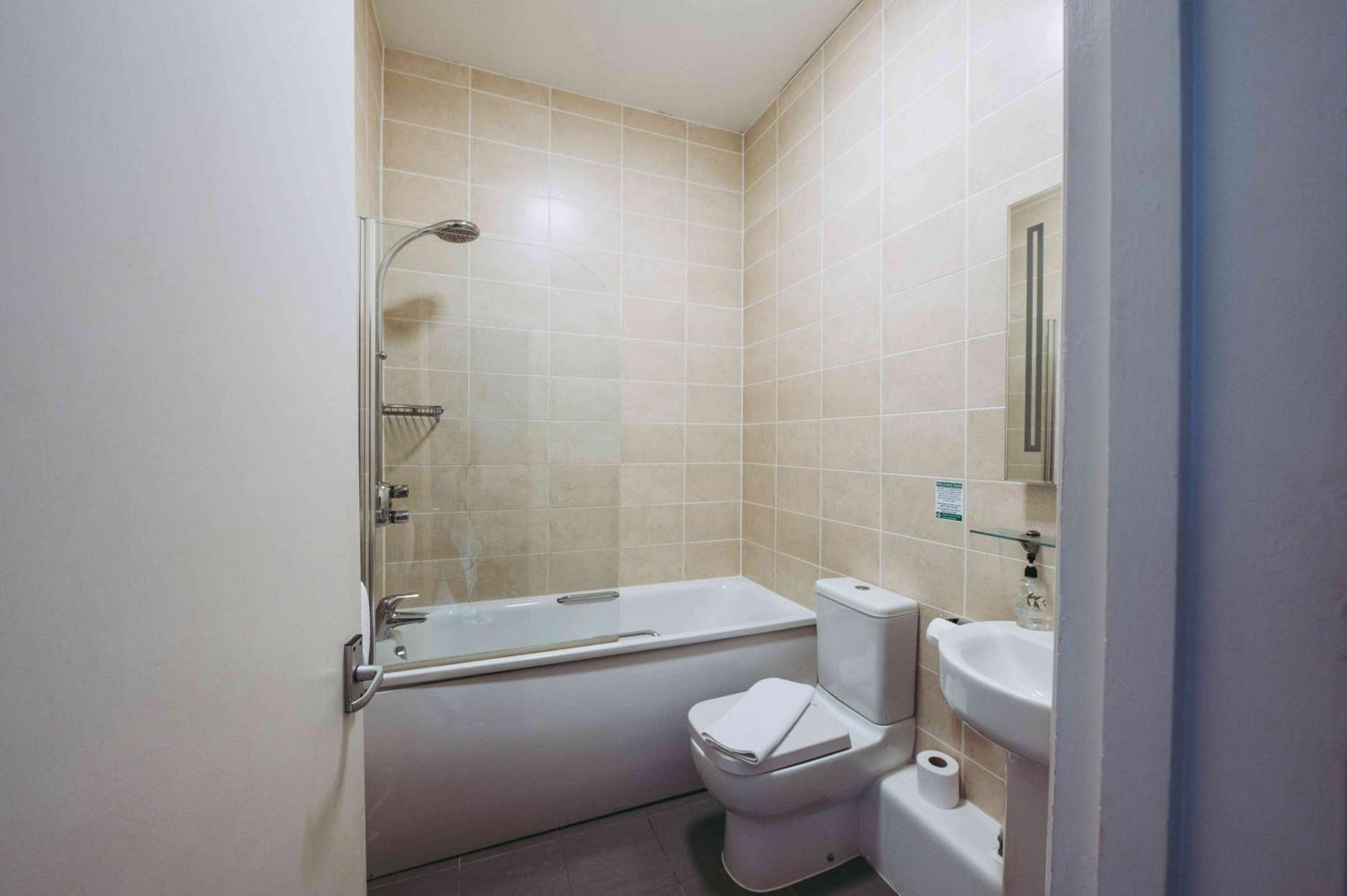 הייברידג' The Grange Hotel Brent Knoll מראה חיצוני תמונה